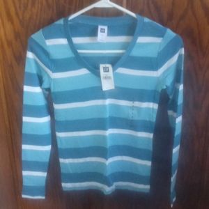 GAP Long Sleeve T-Shirt SMALL